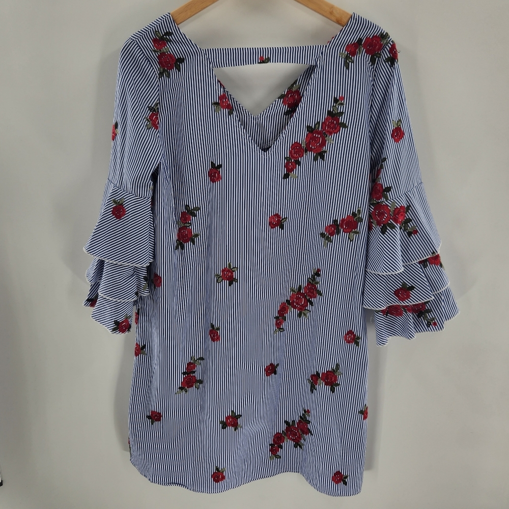 Max Sport Blue and White Tiered Bell Sleeve Shift Dress Womens Size Small